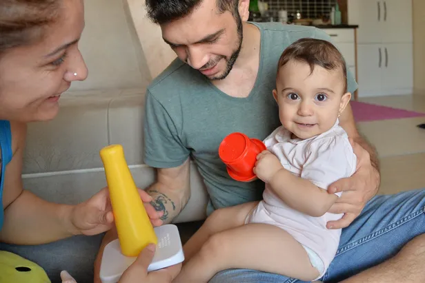 Mersin'deki bakıcı şiddetini oyuncağın içindeki ses cihazı ortaya çıkardı-6