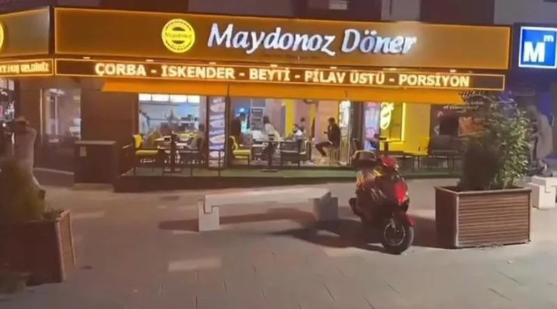Maydonoz Döner şubesi (İHA)