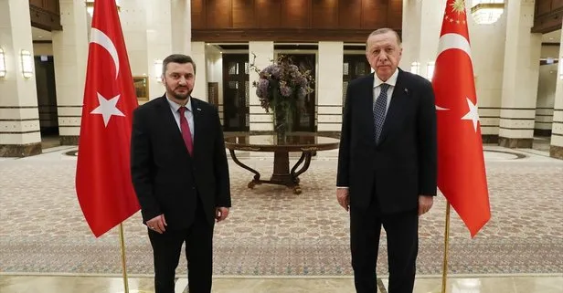Başkan Erdoğan’ın Avrupa’daki Türk STK’larının temsilcilerini kabulünde Milli Görüş ayrıntısı