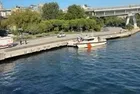 Haliç'te tur teknesi köprüye çarptı: Personel denizde ölü bulundu