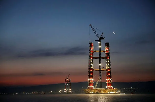 Tasarımındaki inceliklerle dünyada bir ilk olacak: Çanakkale'ye özel olarak getirildi....