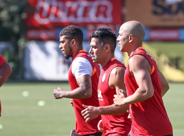 galatasaray-kasimpasa-maci-canli-anlatim-izle-gs-kasimpasa-maci-saat-kacta-canli-yayin-hangi-kanalda-1625932001241.jpg Galatasaray Kasımpaşa maçı canlı anlatım izle! GS Kasımpaşa maçı saat kaçta, canlı yayın hangi kanalda?-6