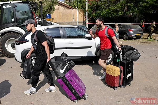 Siyonistler tası tarağı toplayıp kaçıyor! A Haber İsrail Tel Aviv'deki yıkımı görüntüledi... Binalar enkaza, araçlar hurda yığınına döndü - 15