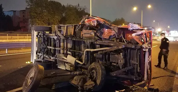 Sebze yüklü kamyon devrildi: 1 yaralı