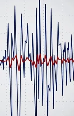 Şili'de 7,6 büyüklüğünde deprem!