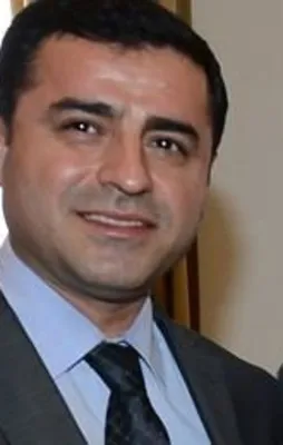 Demirtaş'tan Kılıçdaroğlu'na hediye