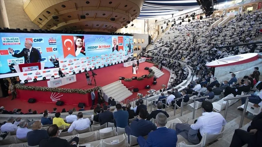 chp-kurultayi-dosyasinda-menfaat-trafigi-1779553061343.jpeg CHP kurultayı dosyasında menfaat trafiği: Sandıkta değil, pazarlıkla mı kazanıldı? 13 şüphelinin ifadesinde dikkat çeken çelişkiler-3