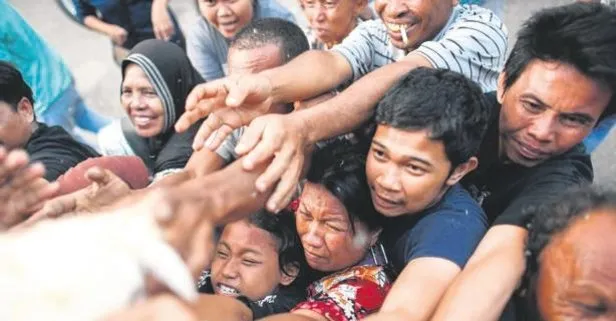 Endonezya’da acı büyüyor