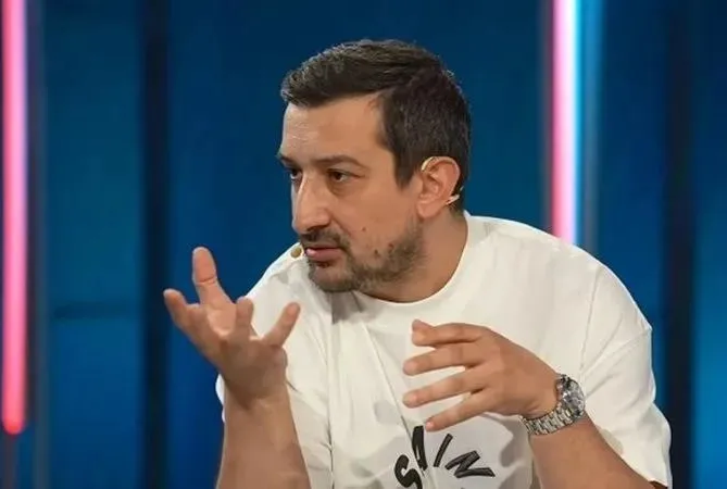 Vefasızlık ’akın’ı