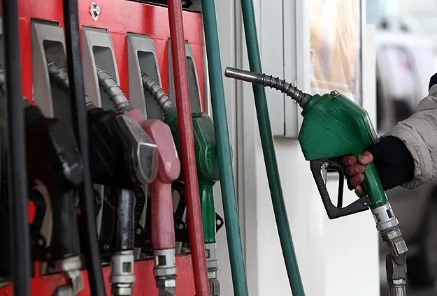 Akaryakıta yüzde 60 zam!