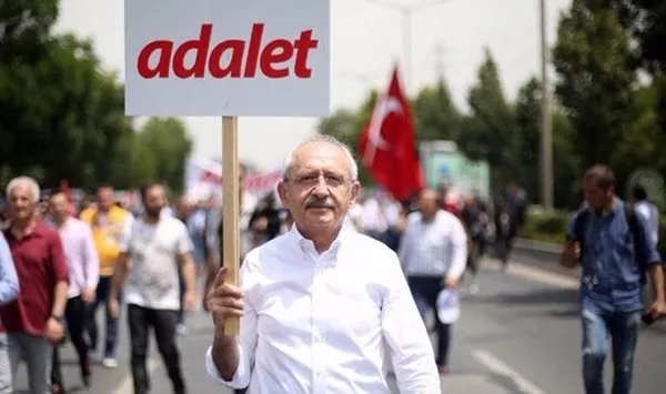 son-dakika-kemal-kilicdaroglu-cumhurbaskani-adayligina-hazirlaniyor-helallesme-yolculuguna-cikiyorum-1636798000077.jpg Kemal Kılıçdaroğlu Cumhurbaşkanı adaylığına hazırlanıyor: Helalleşme yolculuğuna çıkıyorum-3