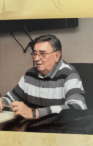 Bülend Özveren hayatını kaybetti! Acı haberi eşi duyurdu