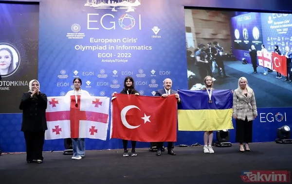 Duru Özer Kızlar Bilgisayar Olimpiyatları'nda birinci oldu - 3