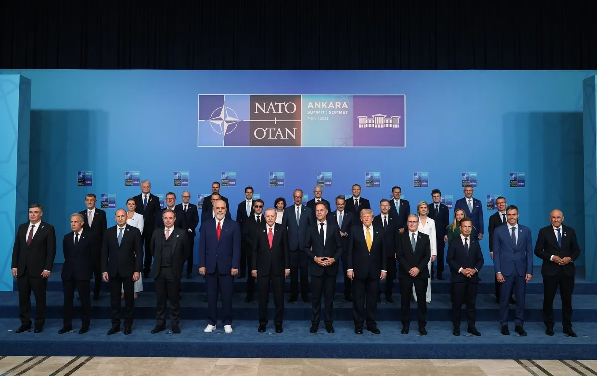 baskan-erdogandan-nato-liderler-zirvesinde-tarihi-aciklamalar-kisitlamalar-kalksin-mesaji-hurmuz-icin-katki-su-1783506010132.jpeg Başkan Erdoğan'dan NATO Liderler Zirvesi'nde tarihi açıklamalar! "Kısıtlamalar kalksın" mesajı: Hürmüz için katkı sunmaya hazırız-4