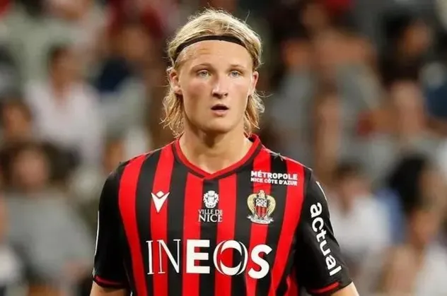 Golcü arayışlarını sürdüren Beşiktaş Danimarkalı yıldız Dolberg'İ listeye ekledi
