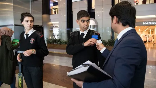 1632469183402.jpg 350 bin çalışanı ilgilendiriyor! 15 Eylül'de resmen başladı! Özel güvenlik kıyafetleri nasıl olacak?-4