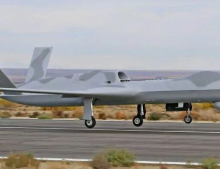 Sesten daha hızlı süpersonik SİHA geliyor!