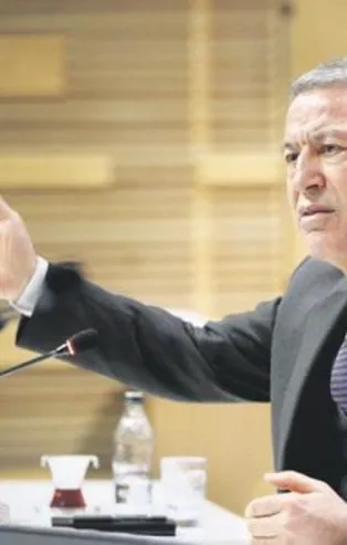 Hulusi Akar'dan Yunanistan'a sert tepki