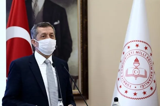 Bakan Selçuk: EBA'da yaşanan sıkıntı ile ilgili bütün takipler yapılıyor
