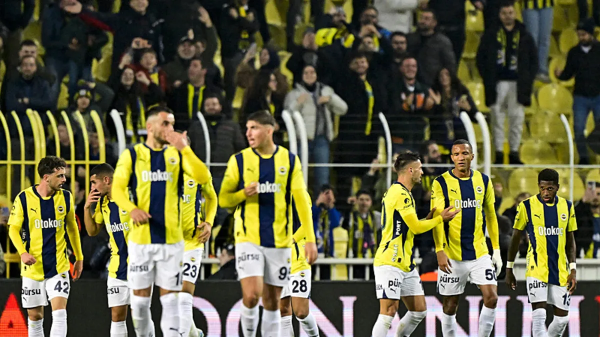 Kanarya'dan yedek tarifesi! Fenerbahçe Zenit'i 2-1 yendi