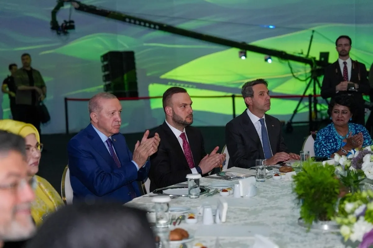 baskan-recep-tayyip-erdogan-sifir-atik-forumunun-kapanis-galasina-katilacak-1780856178024.jpeg Türkiye’den dünyaya çevre hamlesi: Başkan Erdoğan Sıfır Atık Forumu'nun önemini anlattı-7