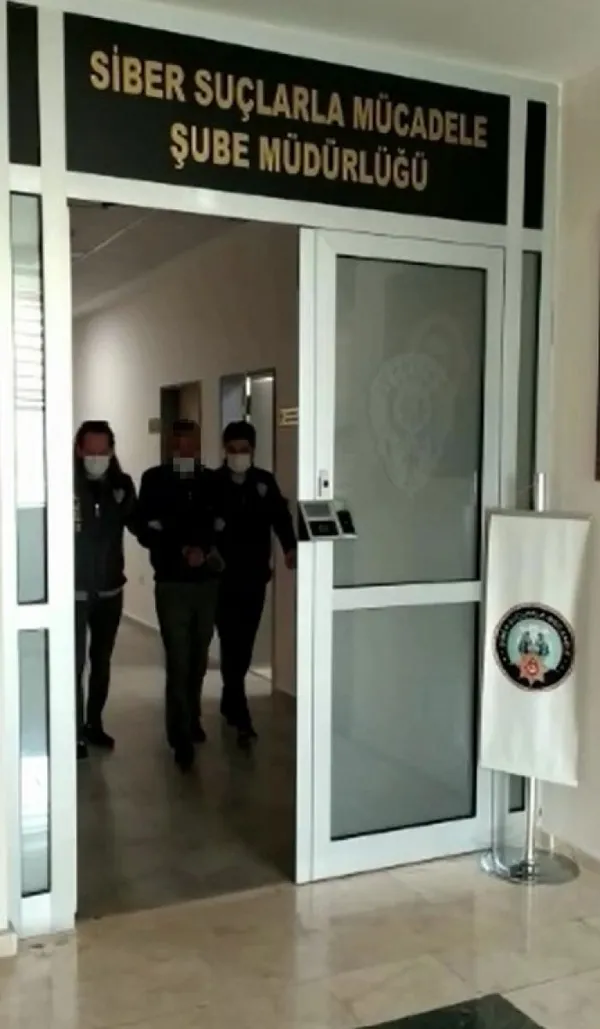 mustehcen-cocuk-goruntuleri-paylasan-sahislar-enselendi-1649763354480.jpg Müstehcen çocuk görüntüleri paylaşan şahıslar enselendi-2