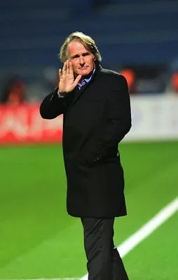 Yine as futbolcular sahada