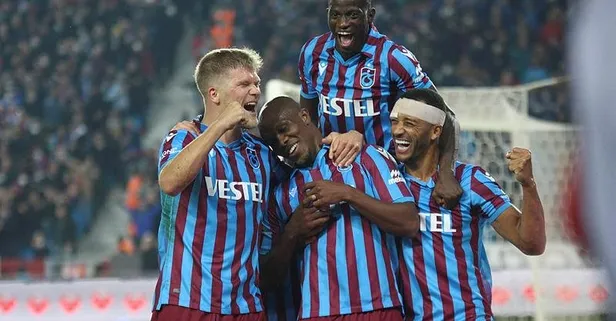 Lider Trabzonspor, geriye düştüğü maçta Çaykur Rizespor’u devirdi
