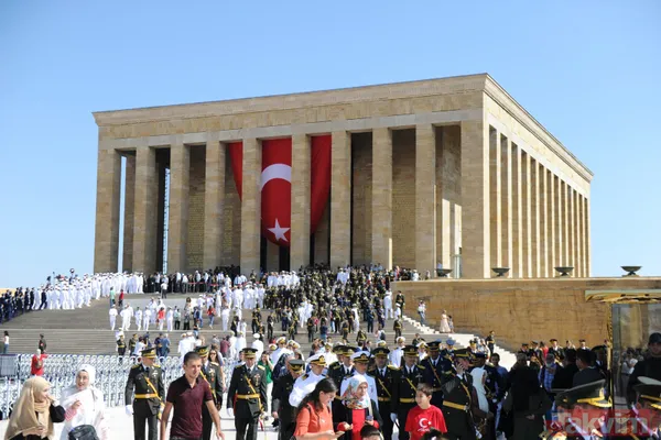 Büyük Zaferin 97'nci yıl dönümü! Anıtkabir'den özel kareler - 48