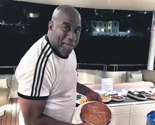 2 milyon dolarlık parti