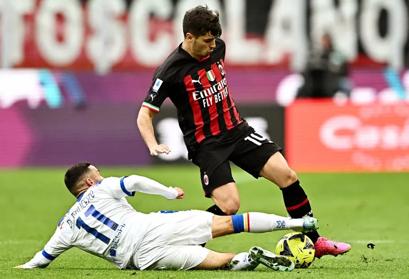 Real Madrid'in yıldızı adım adım Fenerbahçe'ye! - 12