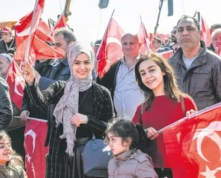 Sokakların karışmasını bekleyen kaos lobisine mesaj: Bizi bölemezsiniz
