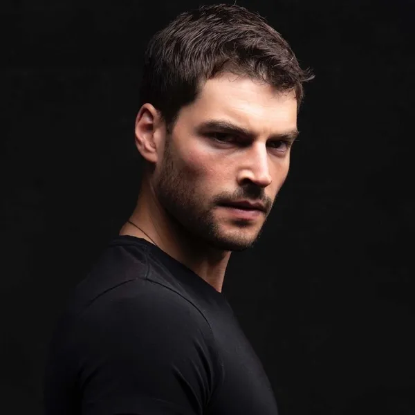 hercai-ile-parlayan-akin-akinozunun-unu-ulke-sinirini-asti-basarisi-ispanyada-buyuk-ses-getirdi-yeni-ve-karsi-konulamaz-turk-jonu-1623181363624.jpg
