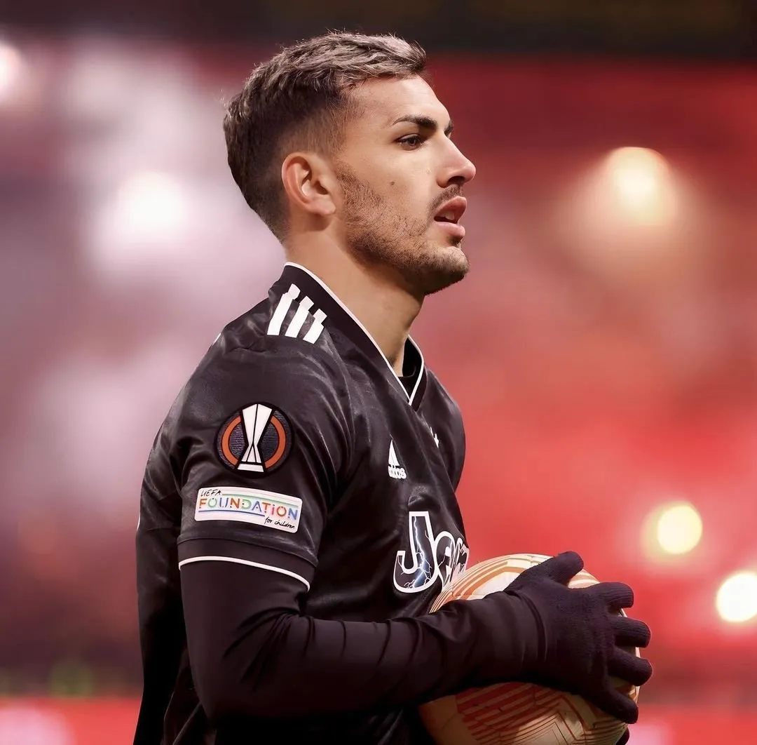 Nelsson'un yeni takımını duyurdular! Dudak uçuklatan bonservis - 3