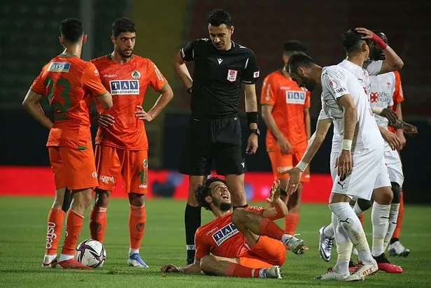 aytemiz-alanyaspor-1-2-demir-grup-sivasspor-mac-sonucu-1650484590313.jpeg Aytemiz Alanyaspor 1-2 Demir Grup Sivasspor | MAÇ SONUCU-3