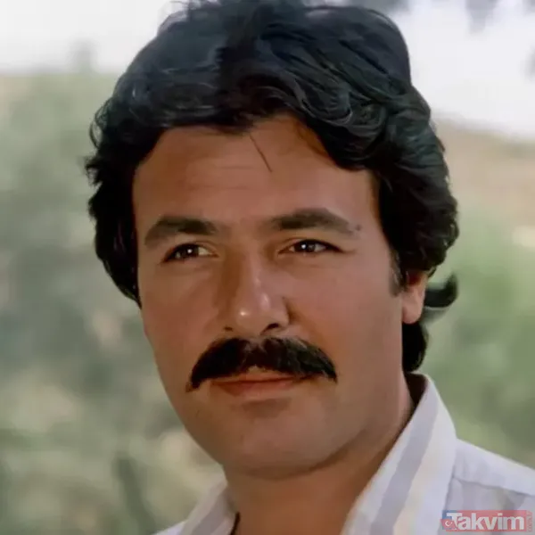 Öte yandan vasiyetnamenin açıldığı duruşma sonrasında, Ferdi Tayfur'un eski eşi Zeliha Tayfur'un, Habibe Timur Turanbayburt, Tuğçe Tayfur Aydın ve Ferdi Taha...