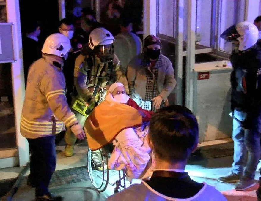 Cerrahpaşa Tıp Fakültesi’nde yangın