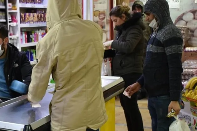 Son dakika: Market alışverişlerinde koronavirüsten korunmak için neler yapılmalı?