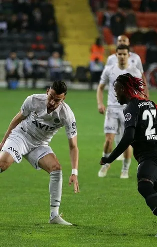 Fener yıkıldı! Gaziantep FK 3-2 Fenerbahçe | MAÇ SONUCU