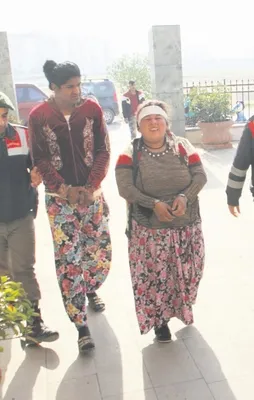 Kılıksız hırsız!