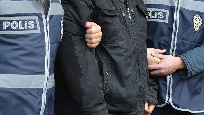 İstanbul merkezli 6 ilde hayali ihracat operasyonu: 21 şüpheliden 16’sı yakalandı! Devleti 200 milyon zarara uğrattılar-4
