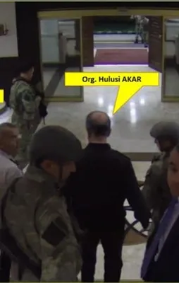 İşte Akar’ın FETÖ’cüler tarafından götürülme anı