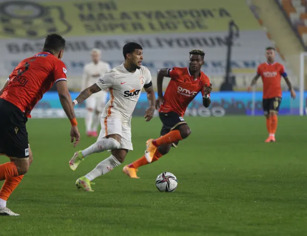 galatasarayda-yedlinden-mujdeli-haber-ingiltereden-talip-var-1640855771146.jpg Galatasaray'da Yedlin'den müjdeli haber! İngiltere'den talip var-4