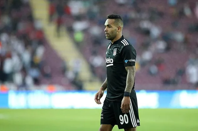 Beşiktaş yönetimi Alex Teixeira için ikiye bölünmüş durumda! Brezilyalı yıldızın bir golü 13 milyon 650 bin lira