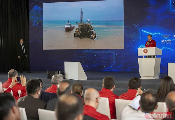 Mavi Vatan'daki filonun en güçlüsü! Türkiye'nin dördüncü sondaj gemisinin adı Abdülhamid Han oldu: 12 bin 200 metreye kadar iniyor - 2