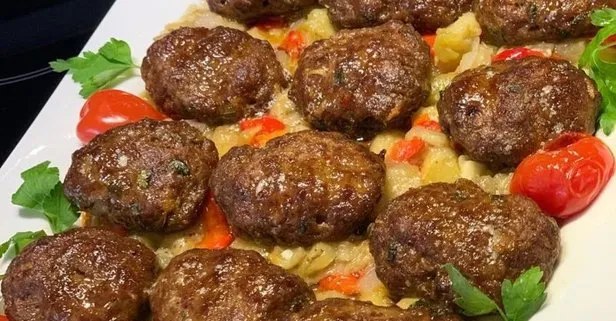 Söğürme kebabı nasıl yapılır? Tadı damaklarda kalacak pratik ve lezzetli söğürme kebabı tarifi! İşte malzemeler…