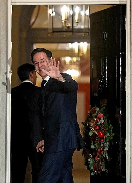 Rishi Sunak 10 Numara’dan elendi! Hollanda Başbakanı Mark Rutte’yi Başbakanlık konutuna sokamadı: Kapı dışarı edilince şaşkına döndüler-2