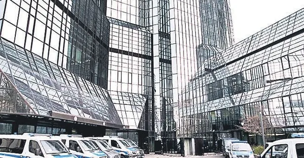 Deutsche Bank’a kara para baskını!