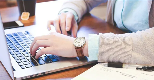 Bedava tablet ve laptop başvurusu yapma 2020 ekranı TC ile giriş - Tablet başvurusu formu doldurma MEB ekranı