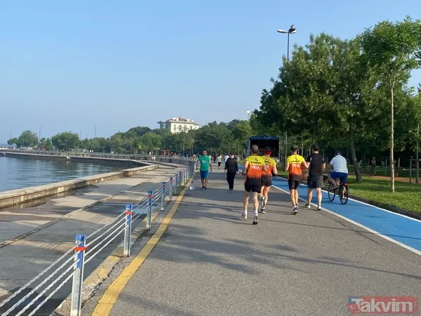 Caddebostan sahilinde büyük rezillik! Her yer çöp içinde - 2